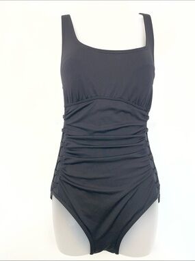 TYR Ruched Lattice Sides Adjustable Straps One-Piece Women 6 Shelf Bra Swimsuit